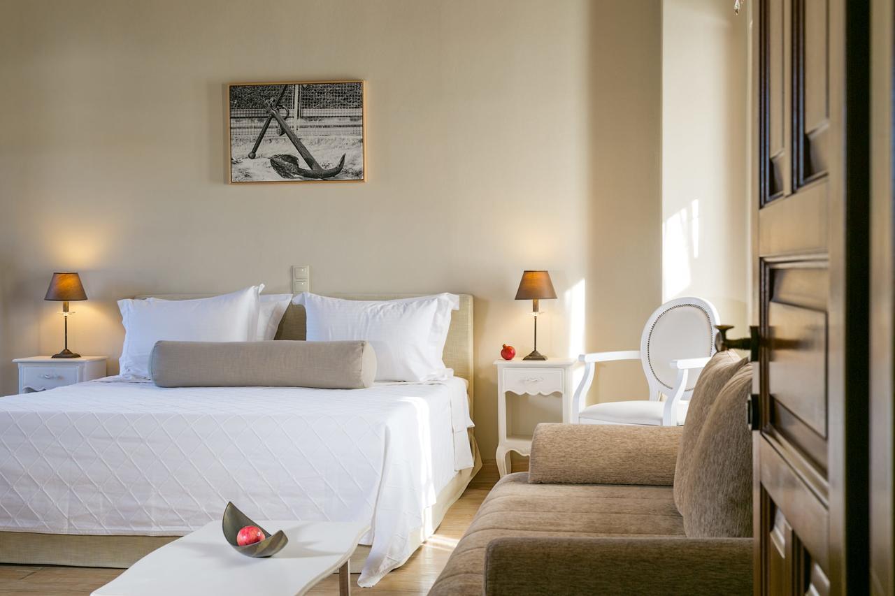 Mare Monte Luxury Suites Spetses Town Exterior photo